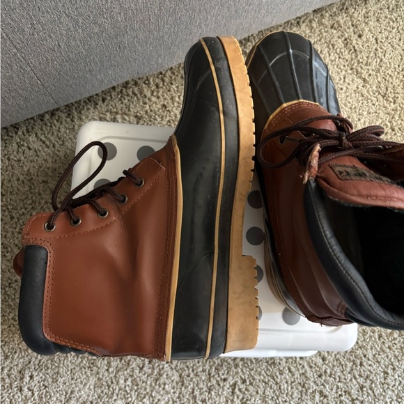 Men’s Duck Boots, Lace Up Rain Boots, Size 11 - Picture 8 of 9